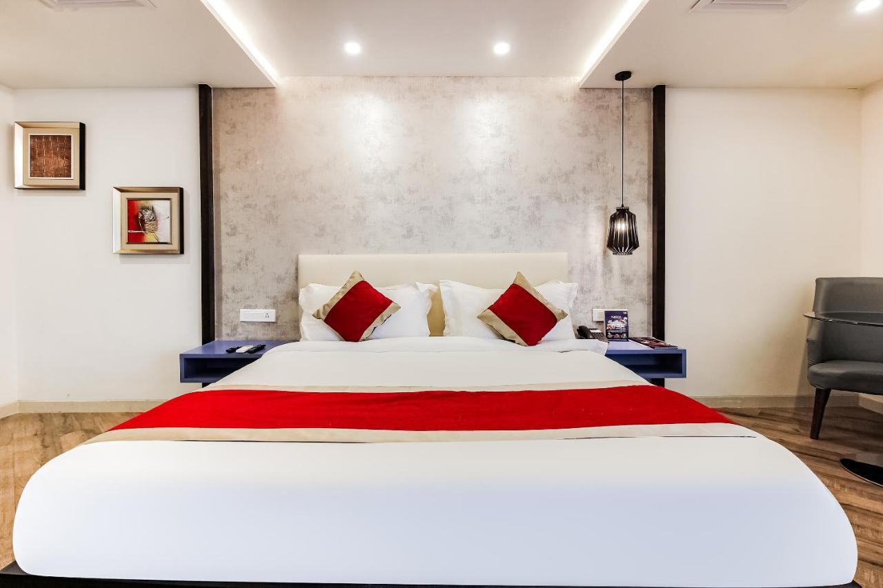 Palette - Hotel Kass Khāpri Екстериор снимка